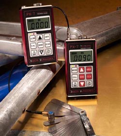 高精超聲波測厚儀圖片